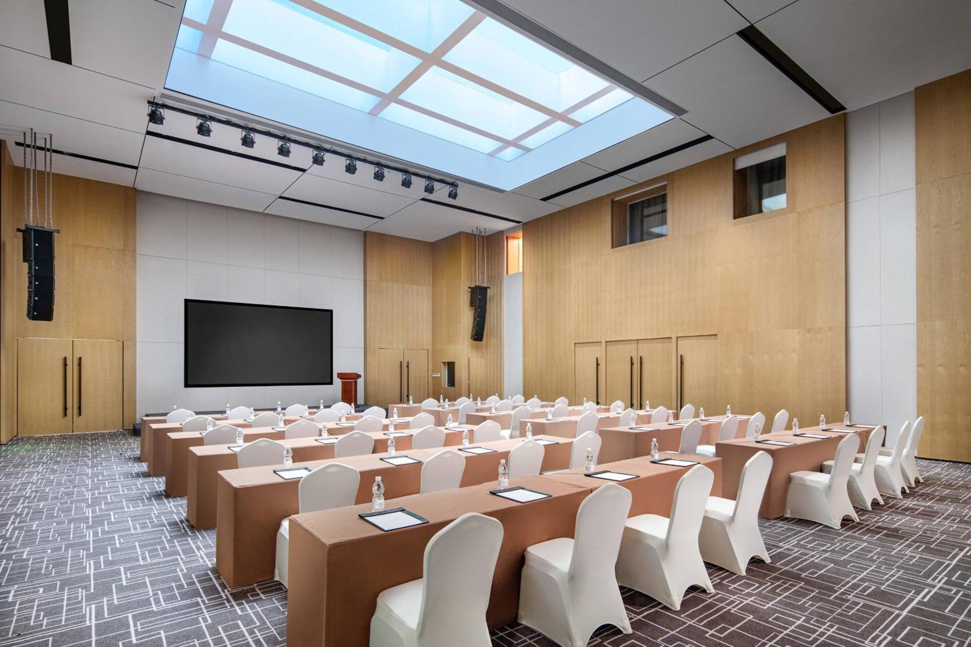 Fairfield By Marriott Haidian Hotel 4*